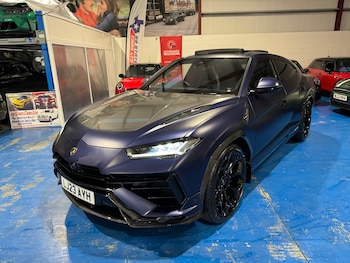 Used Lamborghini Urus 2023 for sale - 77170754: Photo