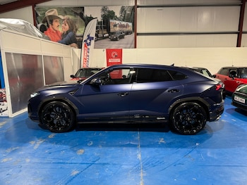 Used Lamborghini Urus 2023 for sale - 77170754: Photo