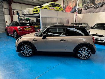Used MINI Hatch 2023 for sale - 78392835: Photo