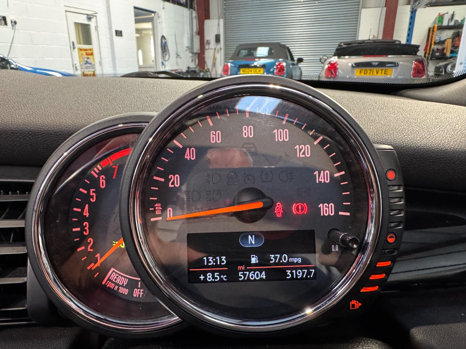 Used MINI Convertible 2017 for sale - 77045978: Photo 10