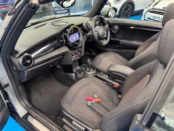 Used MINI Convertible 2022 for sale - 75053659: Photo 16