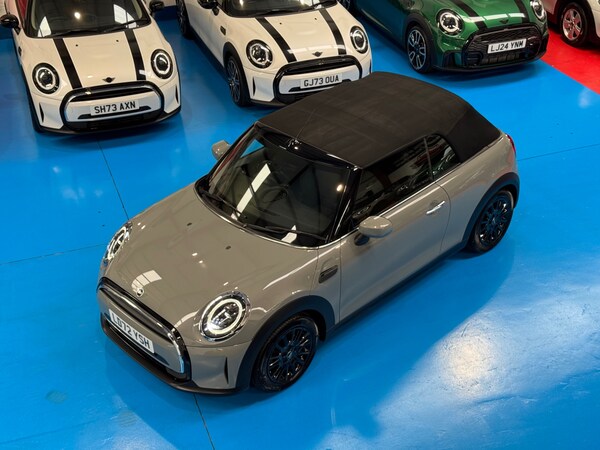 Used MINI Convertible 2022 for sale - 75053659: Photo 2