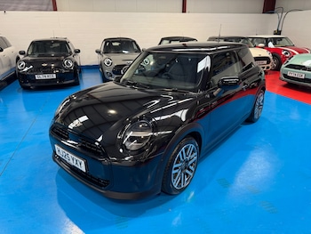 Used MINI Cooper 2025 for sale - 77846568: Photo