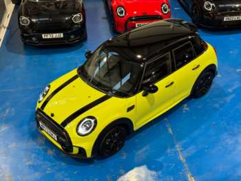 Used MINI Hatch 2023 for sale - 73047936: Photo