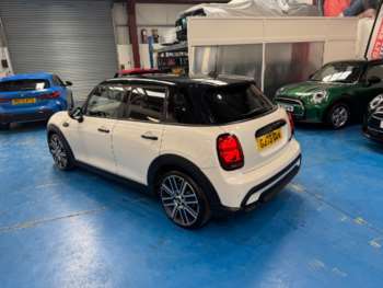 Used MINI Hatch 2024 for sale - 73612500: Photo