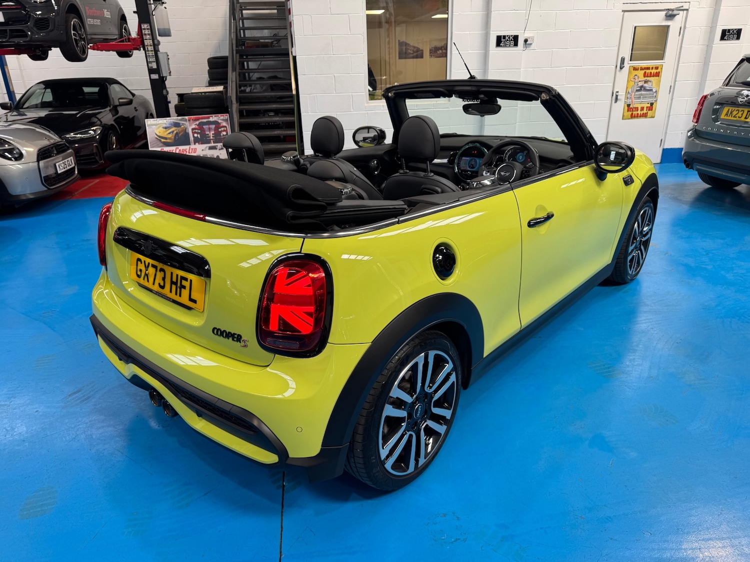 Used MINI Convertible 2023 for sale - 78150587: Photo 6