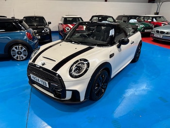 2024 (24) - 2.0 Cooper S Sport II 2dr Auto [Comfort/Nav Pack]