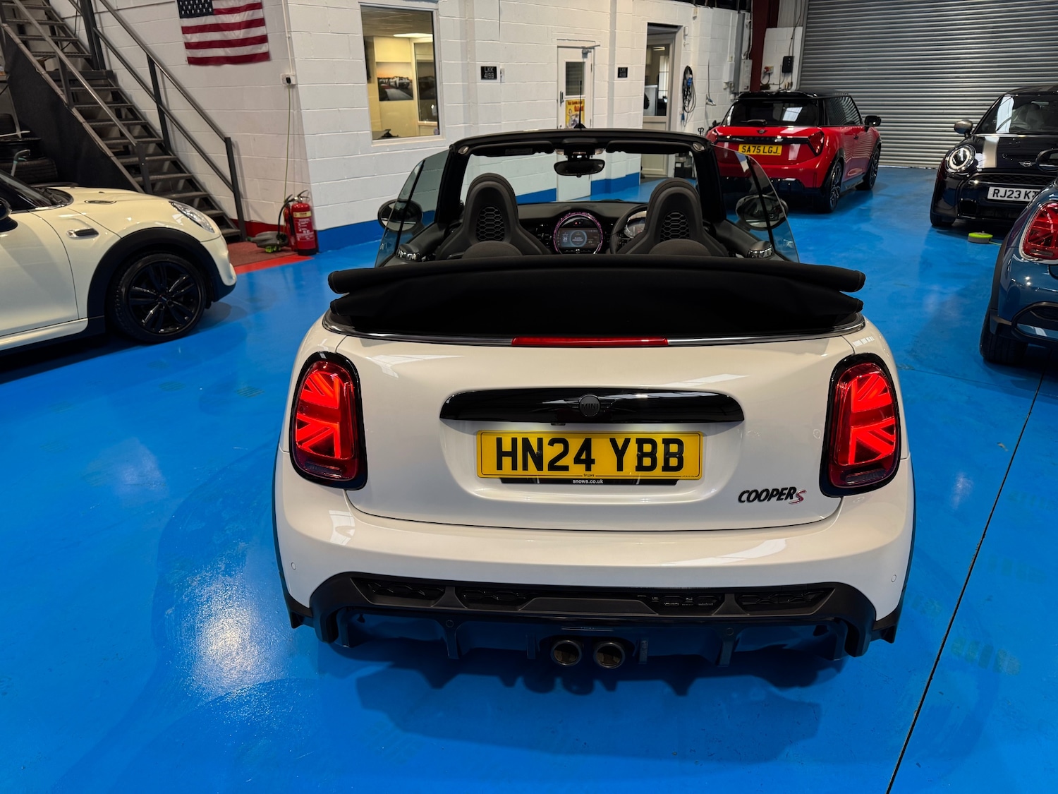 Used MINI Convertible 2024 for sale - 77350526: Photo 5