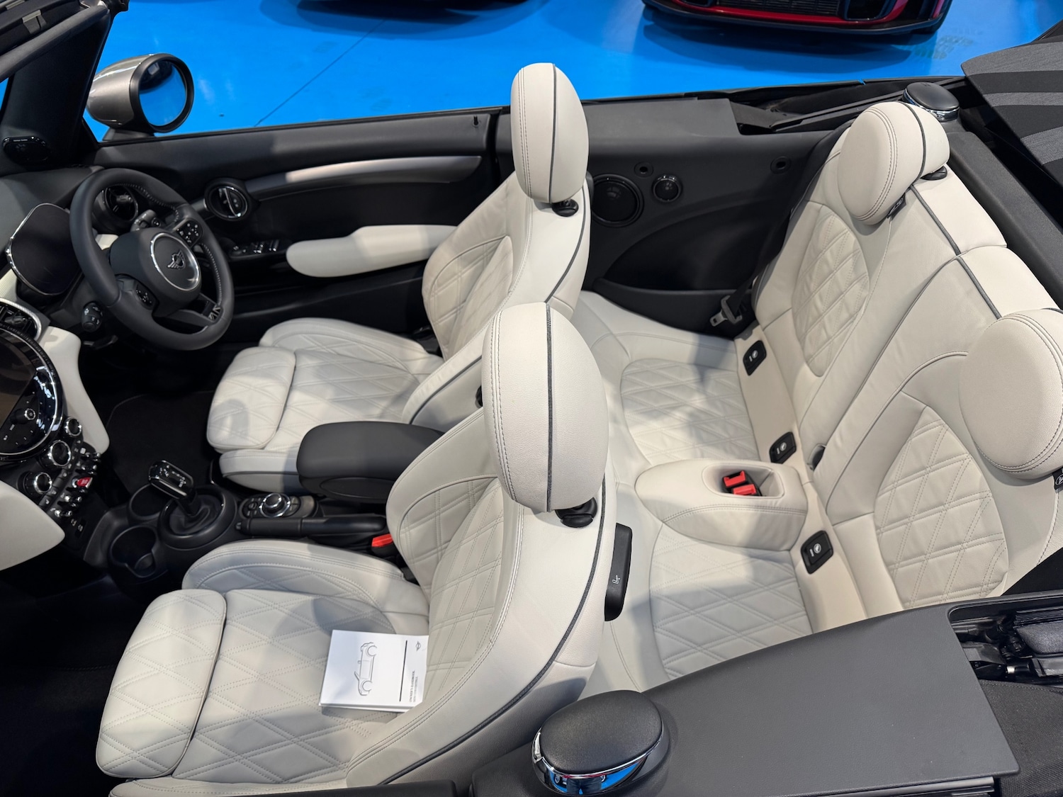 Used MINI Convertible 2023 for sale - 77283164: Photo 18