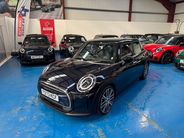 Used MINI Hatch 2024 for sale - 74010470: Photo 1