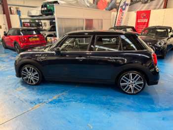 Used MINI Hatch 2024 for sale - 74010470: Photo