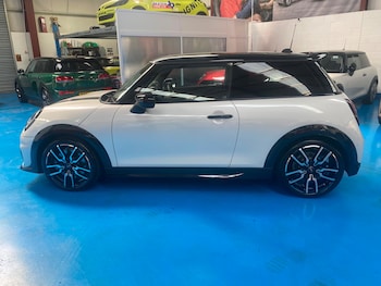 Used MINI Cooper 2025 for sale - 79379394: Photo