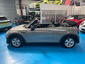 Used MINI Convertible 2021 for sale - 78698921: Photo