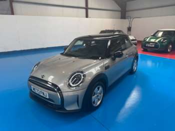 2024 (73) - 1.5 Cooper Classic 3dr Auto