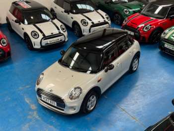 Used MINI Hatch 2017 for sale - 74612702: Photo