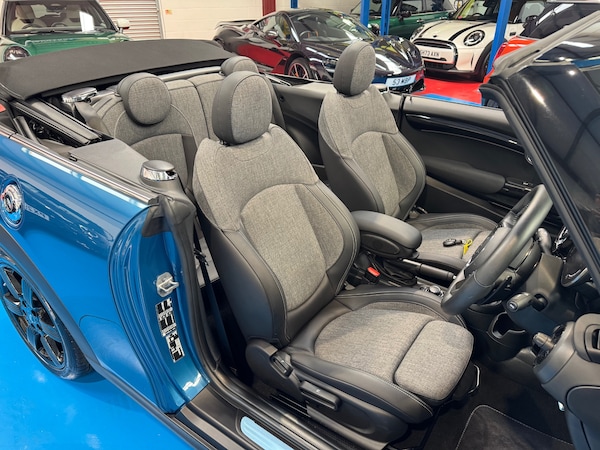 Used MINI Convertible 2024 for sale - 75723281: Photo 14
