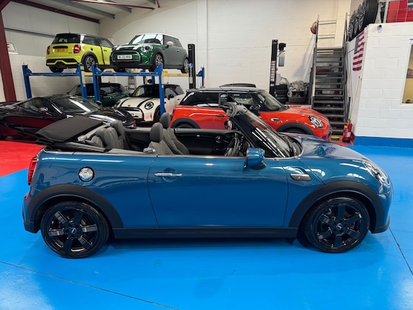 Used MINI Convertible 2024 for sale - 75723281: Photo 7