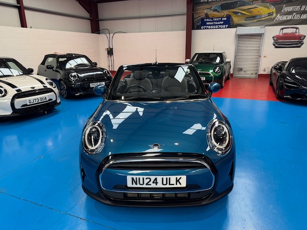 Used MINI Convertible 2024 for sale - 75723281: Photo 9