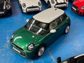 Used MINI Cooper 2024 for sale - 74151995: Photo