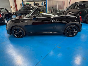 Used MINI Convertible 2022 for sale - 79310499: Photo