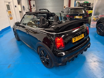 Used MINI Convertible 2022 for sale - 79310499: Photo