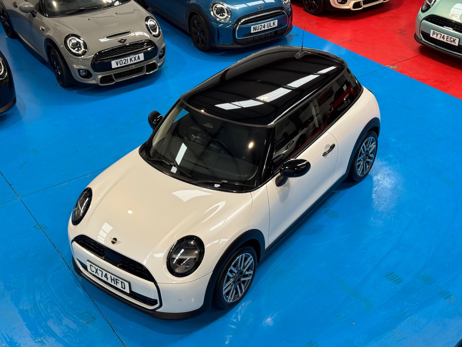 Used MINI Cooper 2024 for sale - 77901337: Photo 2