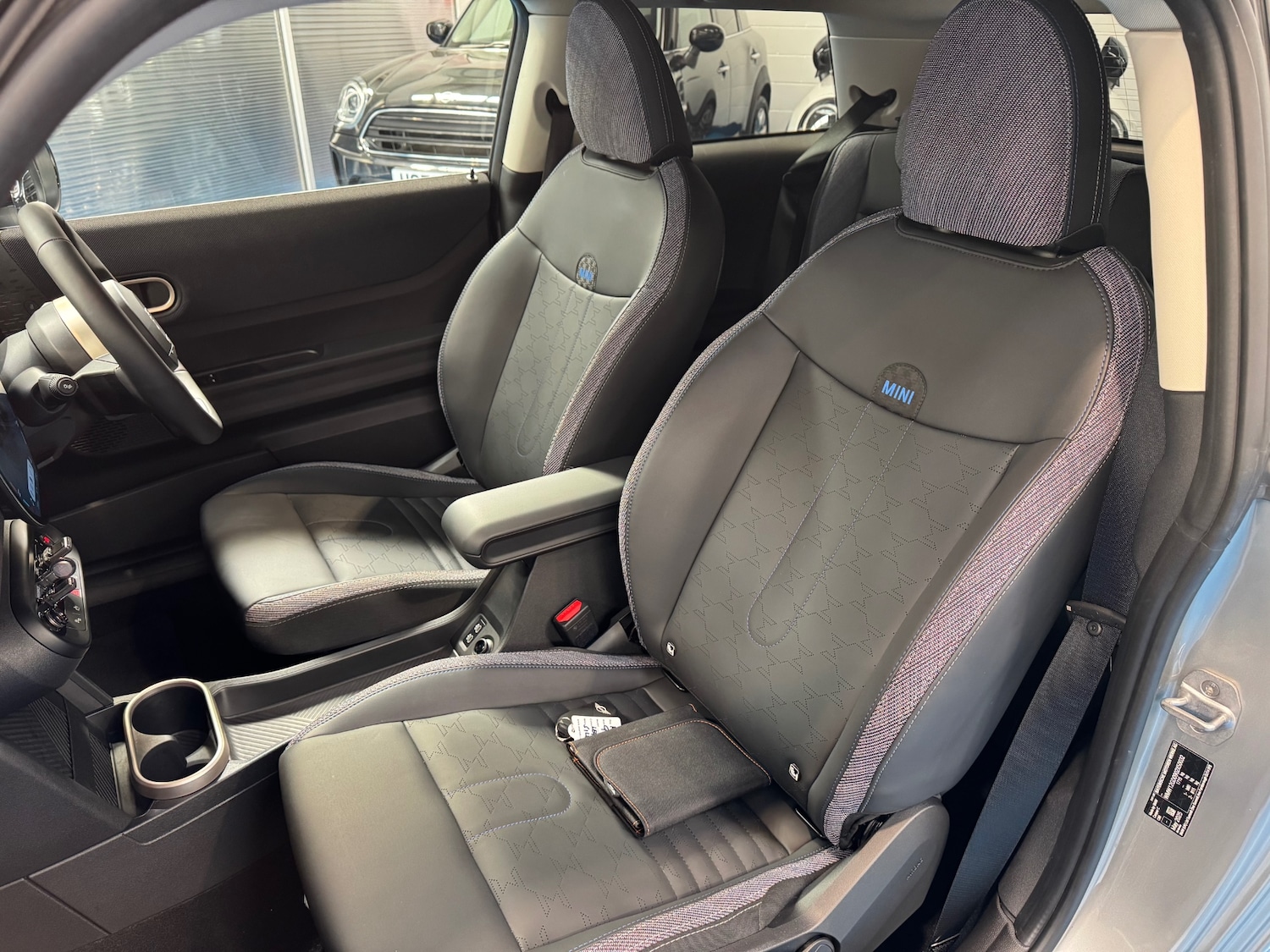 Used MINI Cooper 2025 for sale - 78152942: Photo 15