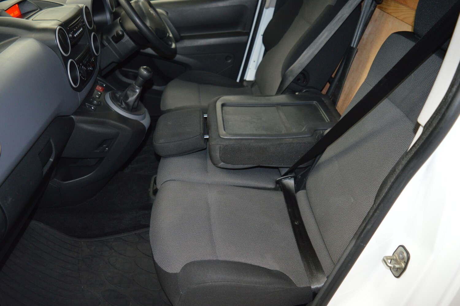 Used Peugeot Partner 2018 for sale - 77872967: Photo 12