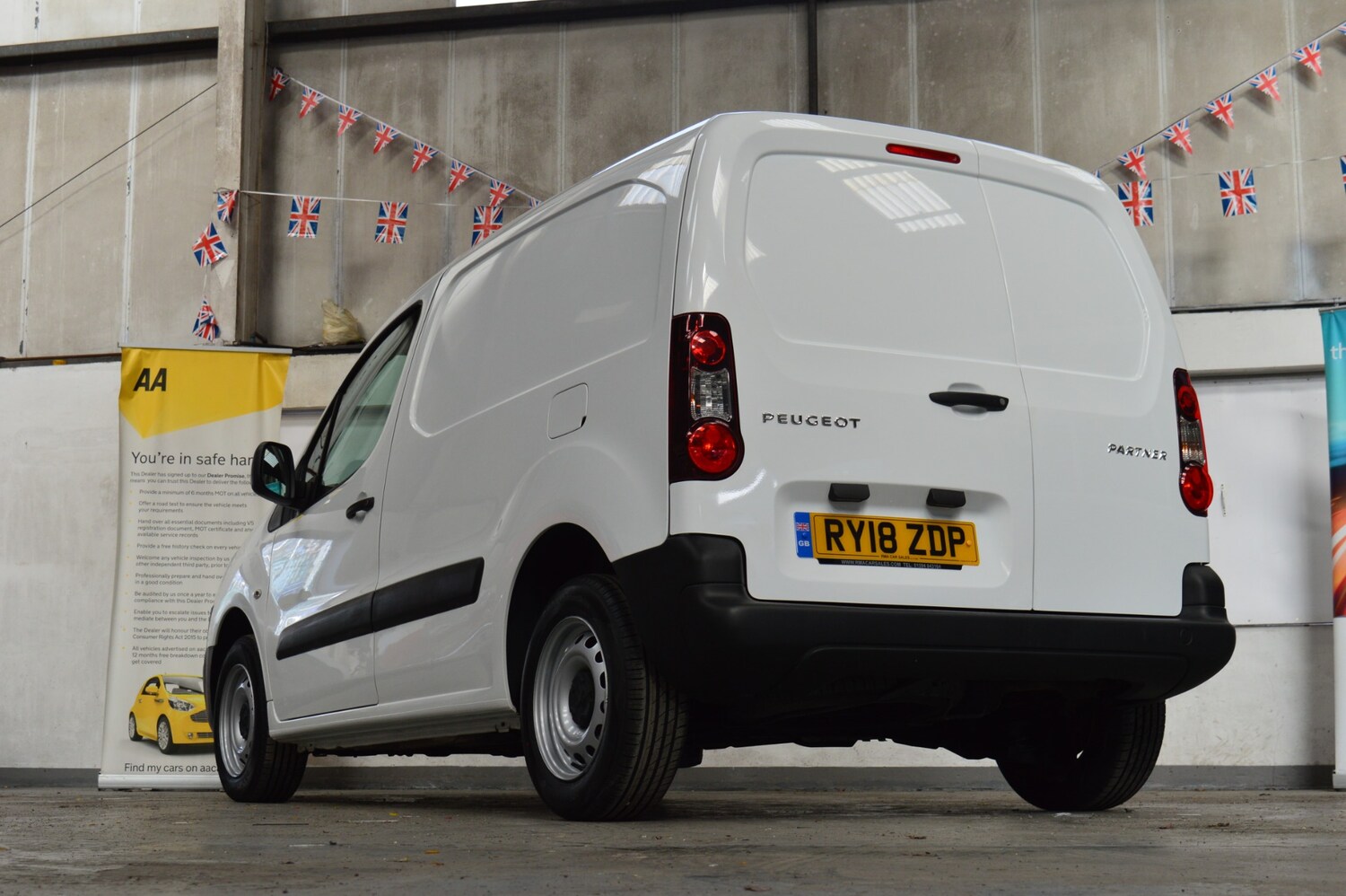 Used Peugeot Partner 2018 for sale - 77872967: Photo 16