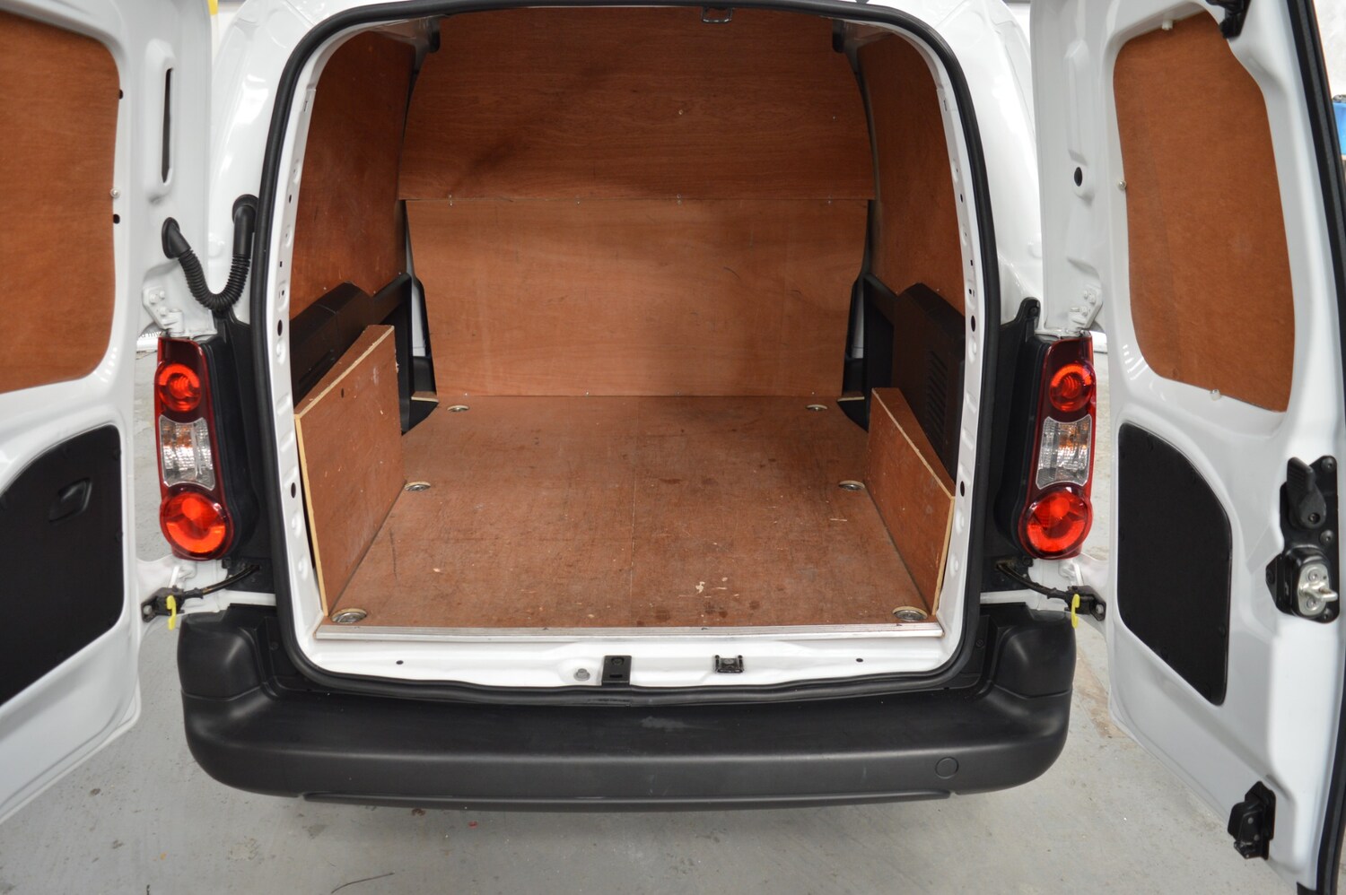 Used Peugeot Partner 2018 for sale - 77872967: Photo 19