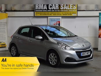 Used Peugeot 208 2017 for sale - 76036492: Photo
