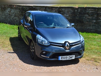 Used Renault Clio 2019 for sale - 79126017: Photo