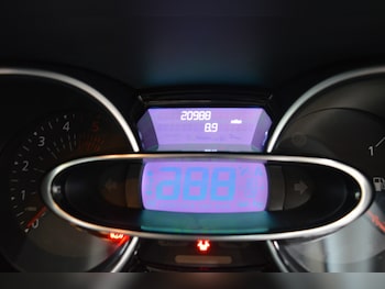 Used Renault Clio 2019 for sale - 76192739: Photo 3