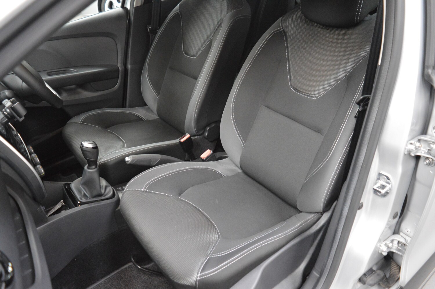 Used Renault Clio 2019 for sale - 76382712: Photo 12