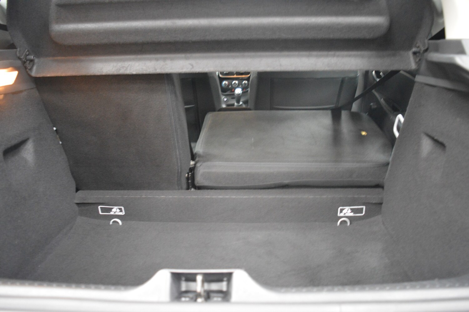 Used Renault Clio 2019 for sale - 76382712: Photo 18