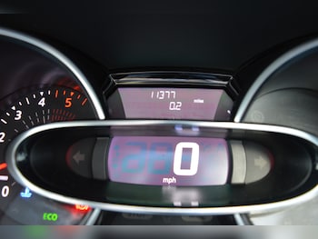 Used Renault Clio 2019 for sale - 76382712: Photo