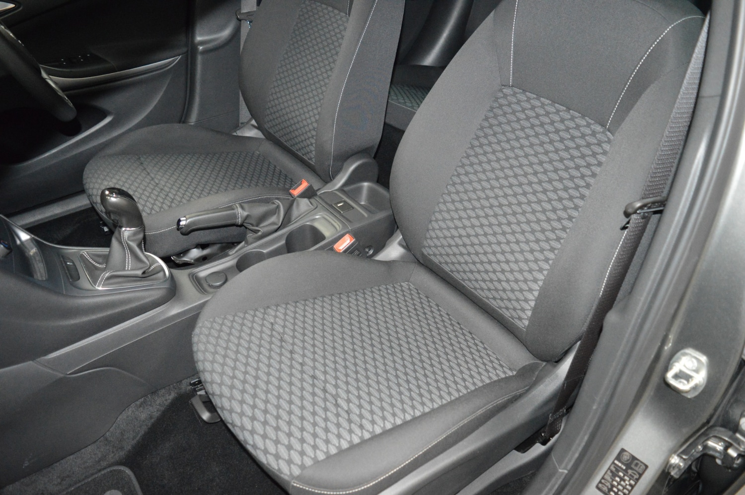 Used Toyota Auris 2018 for sale - 77628353: Photo 11