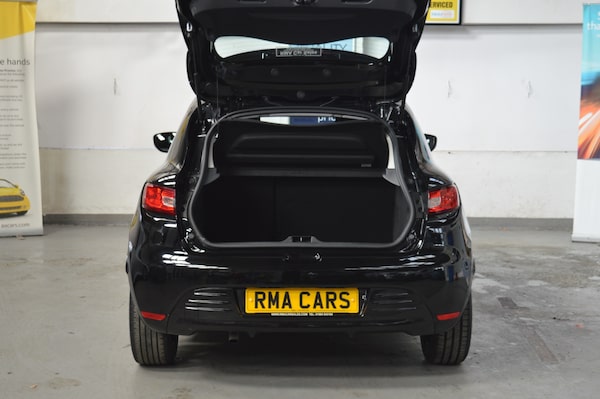 Used Renault Clio 2019 for sale - 76182523: Photo 15