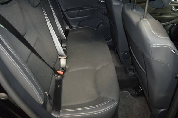 Used Renault Clio 2019 for sale - 76182523: Photo 9