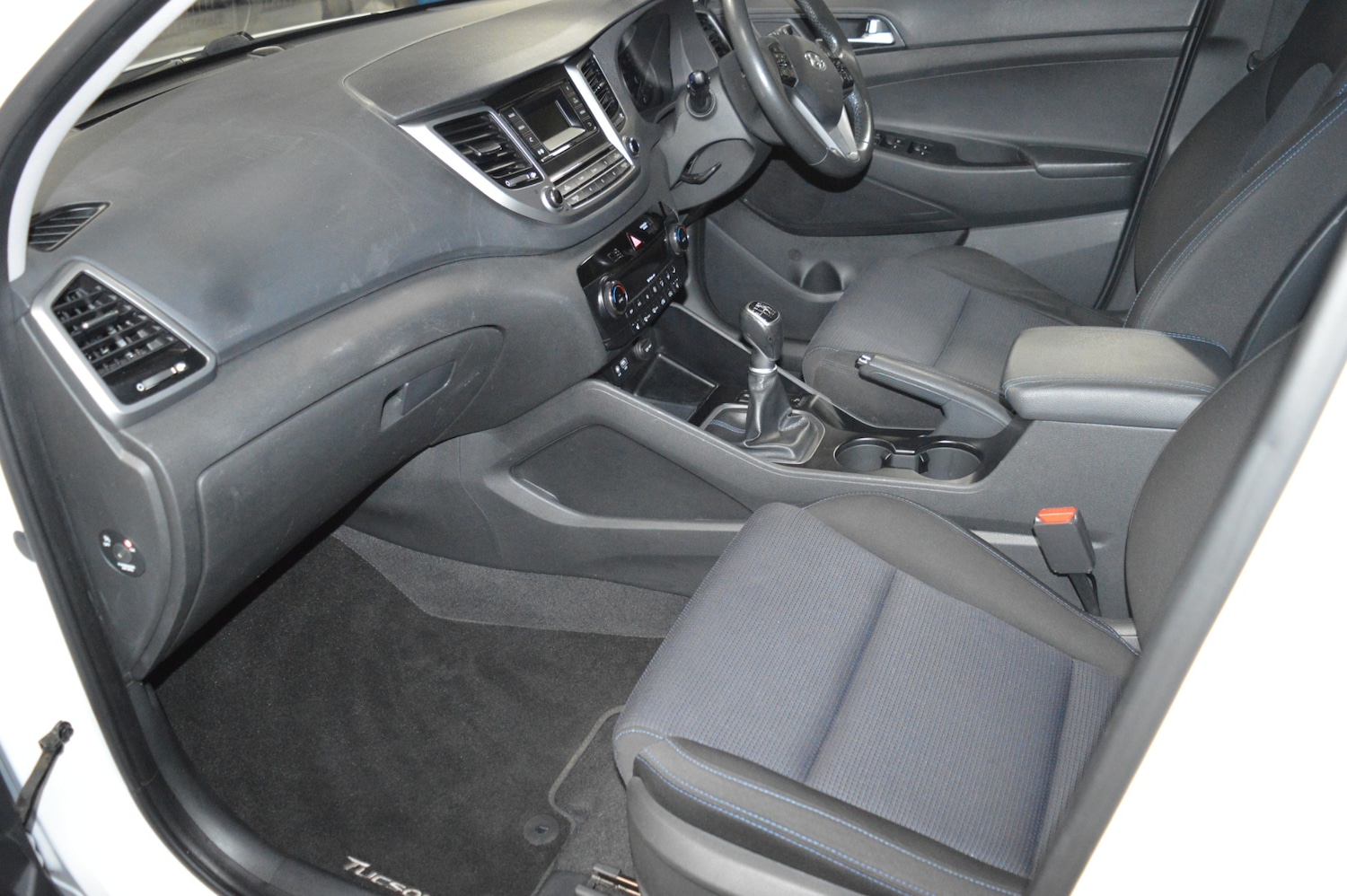 Used Hyundai TUCSON 2015 for sale - 76830811: Photo 11