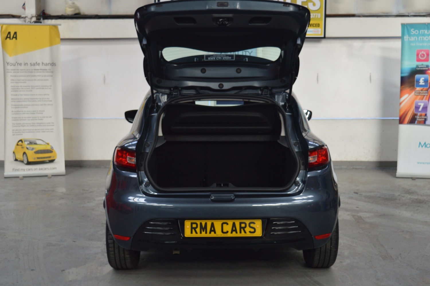 Used Renault Clio 2019 for sale - 76705648: Photo 15