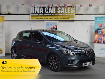 2019 - 1.5 dCi 90 Play LOW MILEAGE + ONE OWNER + ULEZ COMPLIANT 5-Door