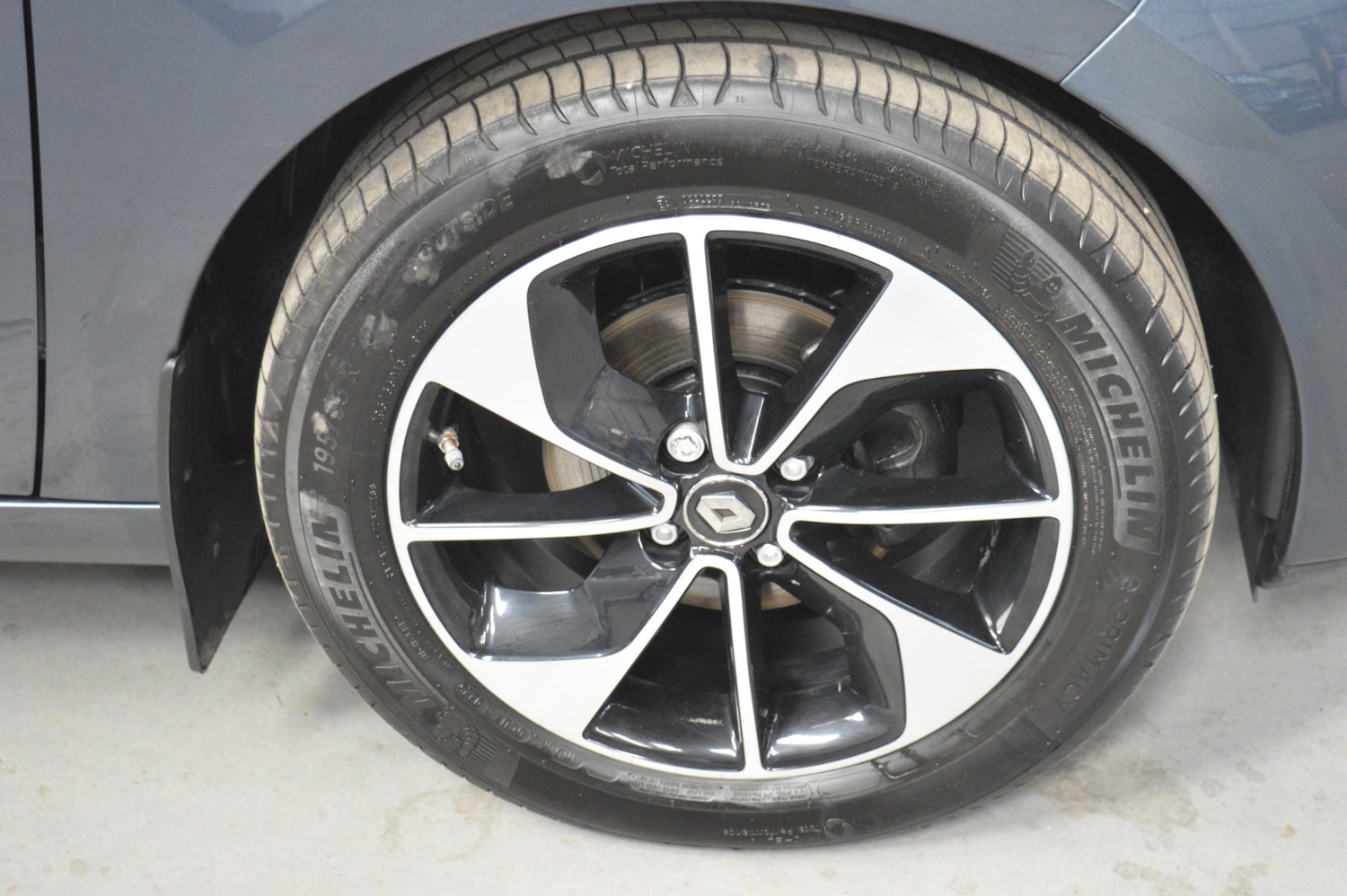 Used Renault Zoe 2019 for sale - 76625028: Photo 7