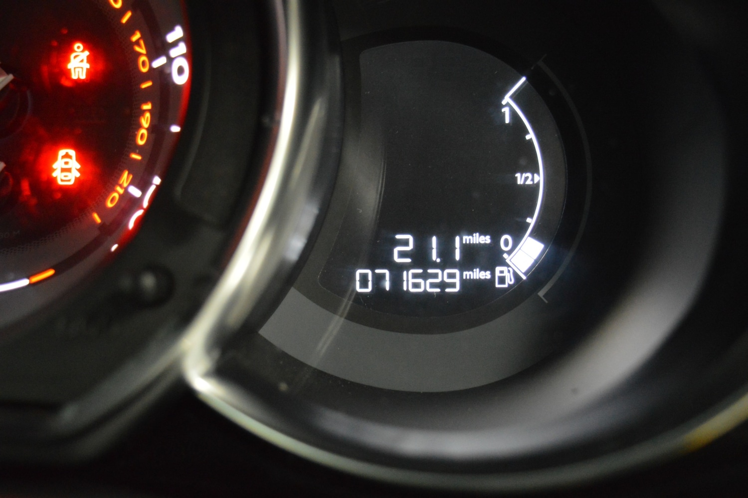 Used Citroen DS3 2013 for sale - 76493859: Photo 3