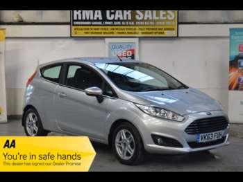 2013 (63) - 1.25 82 Zetec LOW MILEAGE + CHEAP TAX + LOW INSURANCE 3-Door