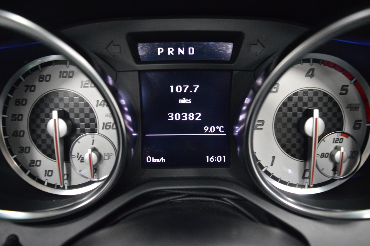 Used Mercedes-Benz SLK 2013 for sale - 77602004: Photo 3