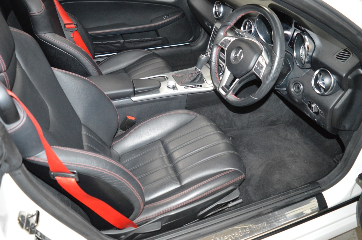 Used Mercedes-Benz SLK 2013 for sale - 77602004: Photo 9