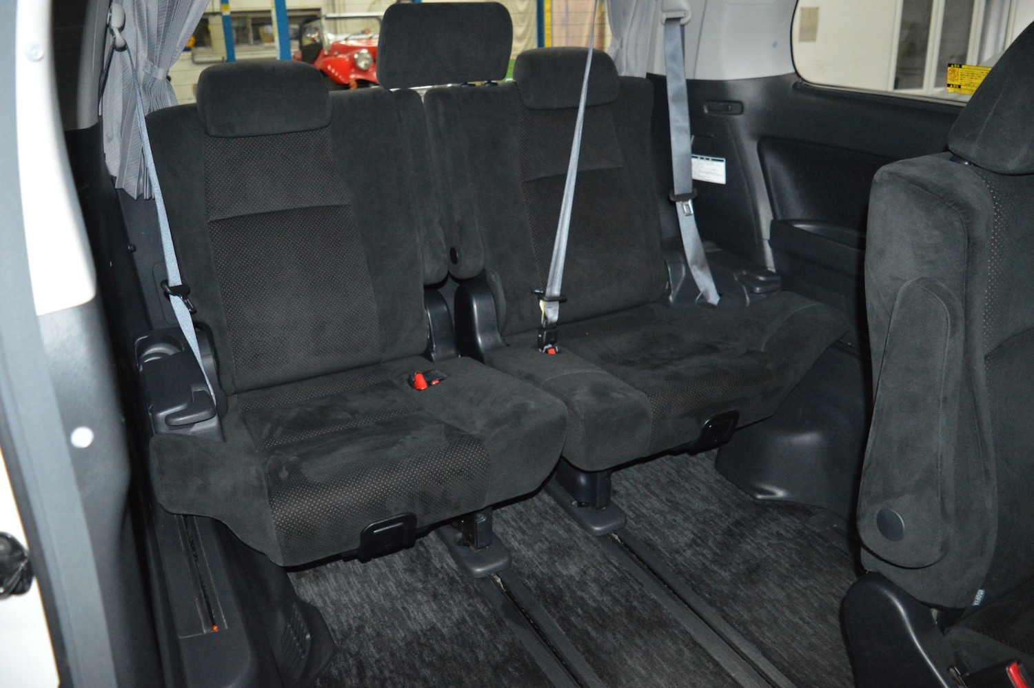 Used Toyota Alphard 2011 for sale - 76005666: Photo 15