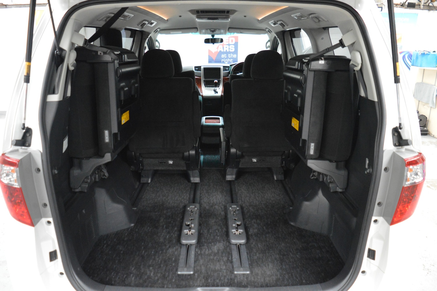 Used Toyota Alphard 2011 for sale - 76005666: Photo 25