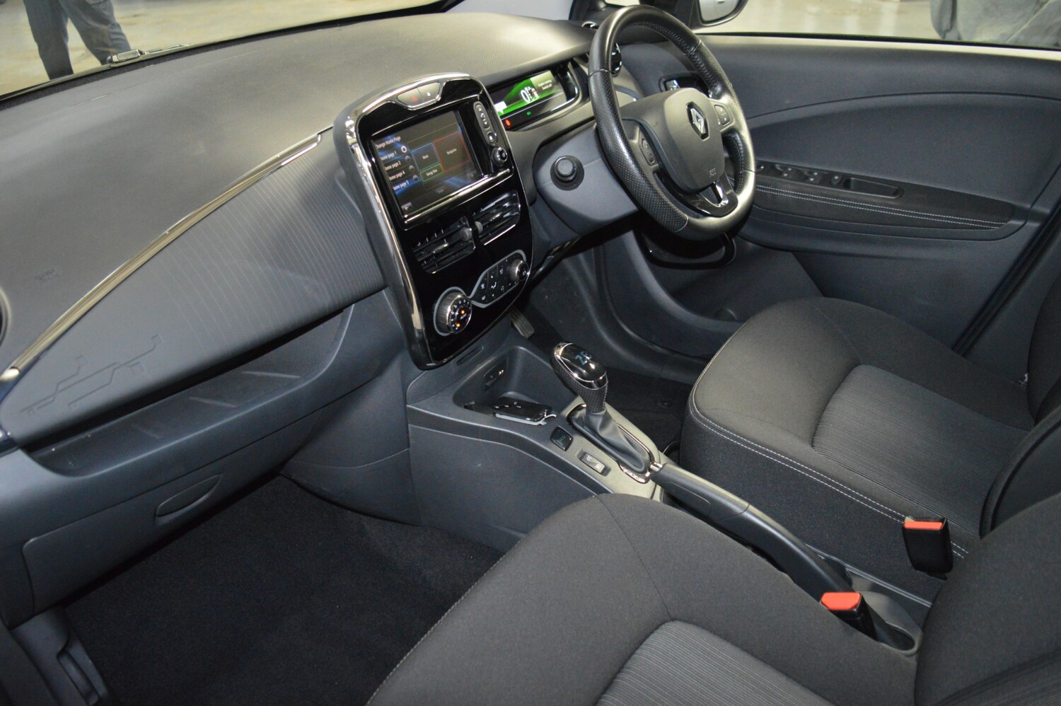 Used Renault Zoe 2019 for sale - 75922316: Photo 13